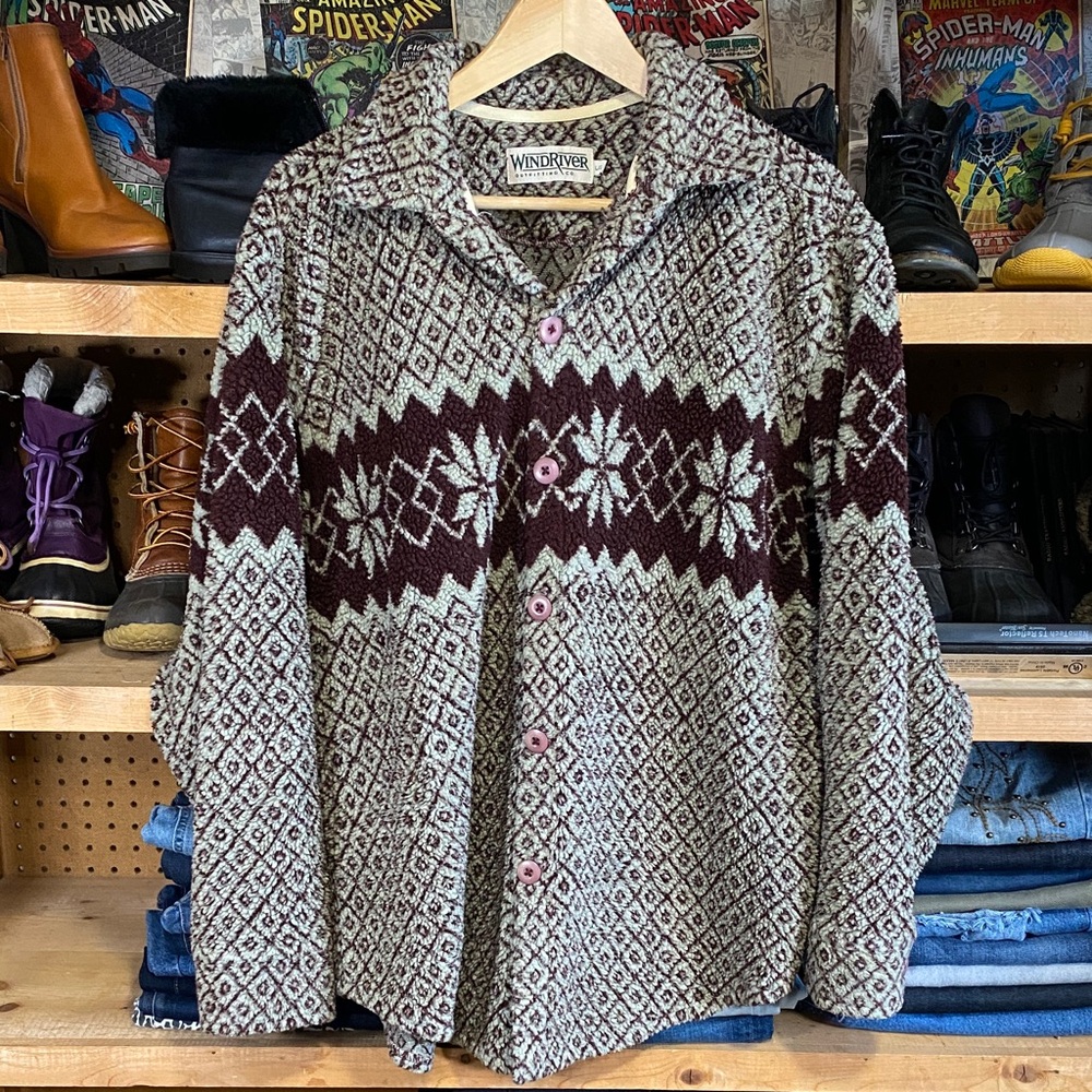 WindRiver High-Pile Sherpa Fleece Jacket – Nordic Pattern – Size L